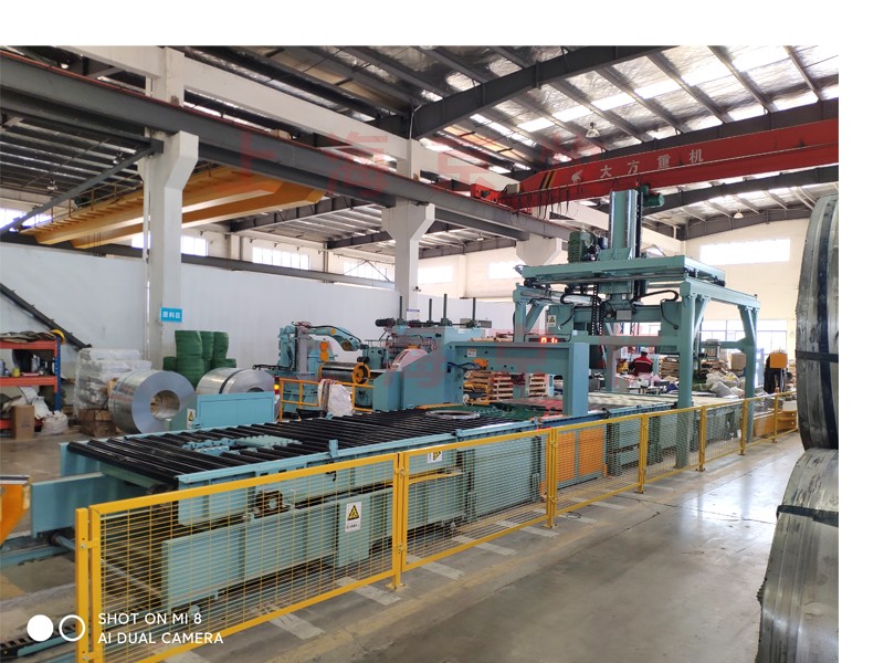 維富集團(tuán)——重慶昆山分公司 全自動(dòng)鋼帶翻轉(zhuǎn)取料、纏繞式包裝、稱(chēng)重、貼標(biāo)、桁架碼垛一體機(jī)